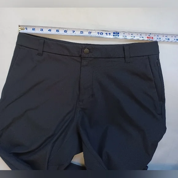 Lululemon Women's Black Pants - Picture 5 of 10